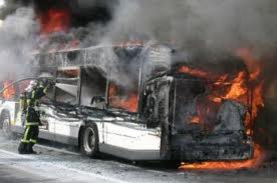 Thiaroye: deux bus incendiés