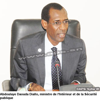 SECURITE  Ebola : Abdoulaye Daouda Diallo annonce un poste de contrôle avancé à la frontière avec la Guinée