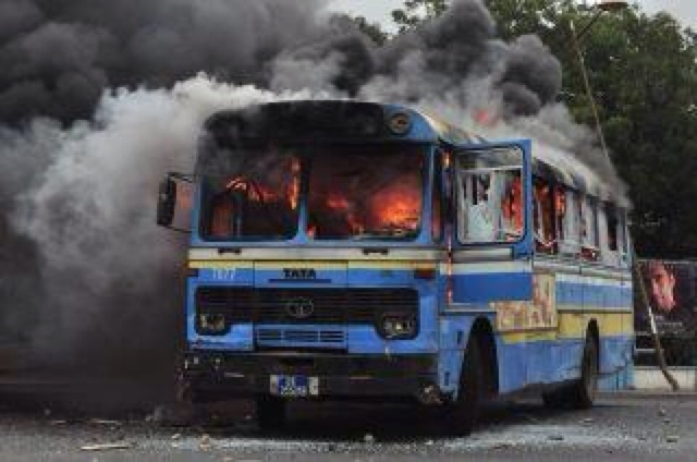 Mouillé dans l'affaire du bus DDD incendié : Le Pds dans tous ses états crie à la manipulation