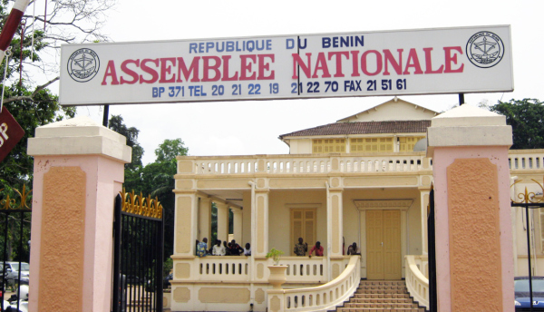 Bénin: Tout député qui démissionne de son parti perd son siège