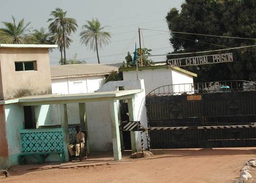 Gambie : Les dures conditions de vie du Sénégalais condamné à mort, Saliou Niang