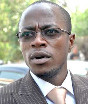 AVIS: « Le candidat du Ps peut être Macky Sall » (Abdou Mbow, Apr)