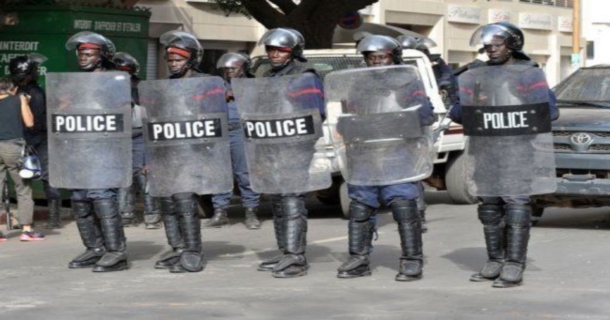 Sénégal: Un recrutement ‘’exceptionnel’’ de 1800 agents de Police en 2016 (Ministre)