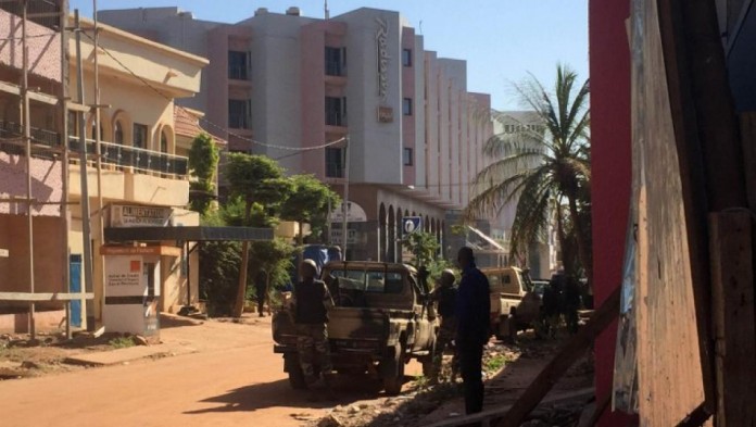 Attaque de l'hôtel Radisson de Bamako: deux suspects arrêtés