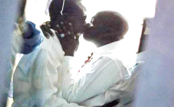Sénégal : la gendarmerie arrête 11 homosexuels qui voulaient se marier le jour du Mawloud