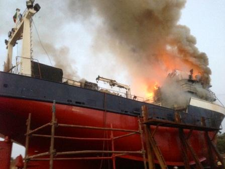 Port autonome de Dakar: Un incendie déclaré dans un bateau
