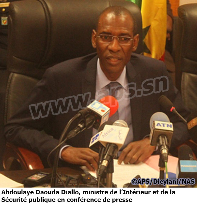 Le ministre de l'Intérieur sur les deux prisonniers de Guantanamo: " Ce ne sont pas des jihadistes" selon Abdoulaye D.Diallo