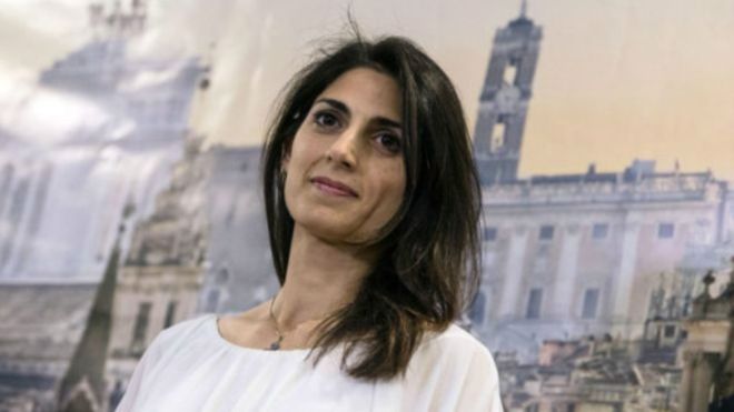 Une première en Italie: Virginia Raggi élue maire de Rome