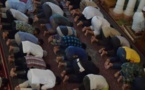 Un millier de fidèles musulmans manifestent contre la fermeture d'une mosquée