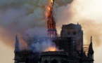 L'un des bâtiments de la mosquée Al-Aqsa à Jérusalem a pris feu lundi soir, en même temps qu'un incendie massif a détruit la cathédrale Notre-Dame de Paris