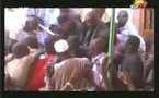 Tivaouane: Les manifestants bloquent Ousmane Ngom chez Serigne AbdoulAziz Sy Junior (VIDEO)