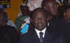 PAPE DIOP (FAL 2012)	 «Macky n’a ni l’expertise, ni l’expérience pour diriger le pays»