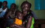 En Ouganda, ces hommes qui exigent d'être allaités