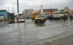 La pluie crée des embouteillages à Dakar