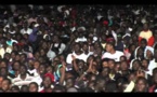 Les danseuses de Pape Diouf font monter l'adrénaline devant des milliers de Spectateurs