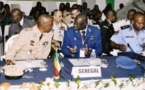 Le Président de la République, Macky SALL vient de nommer son premier Général à la gendarmerie. Il s’agit du Colonel Jean-Baptiste TINE, Commandant des écoles de gendarmerie et présentement en mission au Mali.   Le chef suprême des Armées a pris cett