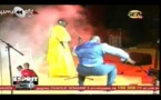 Vidéo: Yekini met le feu au « Grand Théâtre » lors du concert de Pape et Cheikh.