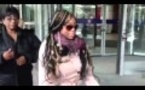 Vidéo: arrivée à l’aéroport de Montréal, Adiouza accablée par le froid… Regardez