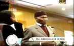 Vidéo: Abdoulaye Wade donne les raisons de son retard « A cause de moi, mon avion n’avait pas l’autorisation de décoller » Regardez