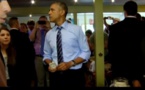 Vidéo: Obama paye cher son impolitesse au restaurant. Regardez