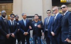 Un sosie de Barak Obama se fait passer pour lui et crée un impressionnant mouvement de foule