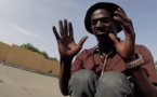 Vidéo: "Papaoutai de Stromae en version Ouolof (A mourir de rires)