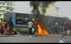 Incendie du bus de DDD : L’un des pyromanes, fils d’un dignitaire politique, arrêté par la police