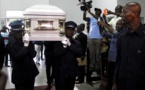 RDC: La dépouille de Papa Wemba est arrivée à Kinshasa