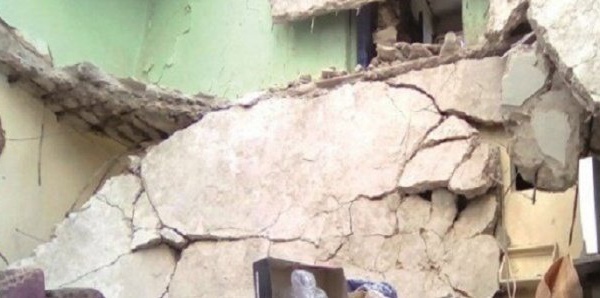 Thiès / 1ère pluie : Un minaret s'effondre sur des personnes apprenant le Coran dans une mosquée faisant 2 morts (le maître Coranique et sa fille et 8 blessés